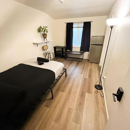 Van Nuys Homes For The Soul-2